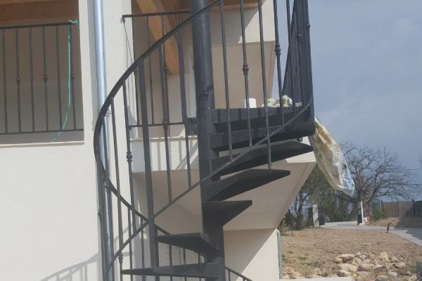 2-ferronnerie-ferafer-escalier-colimacon-venceCD8A2145-13F2-9CBB-4E3D-682E82B6F378.jpg