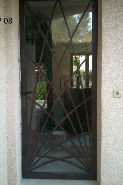 grille-de-porte-gp086413909B-7D11-8159-618F-32E14616AD9B.jpg
