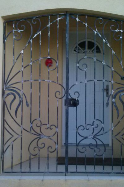grille-de-porte-gp0966C22D7B-4424-7D14-C5BB-20FFE8FFFCC0.jpg